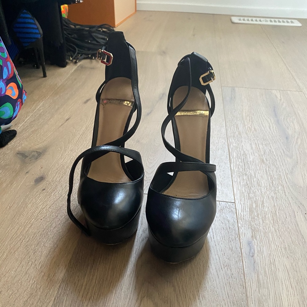 Marciano platform heels 35.5